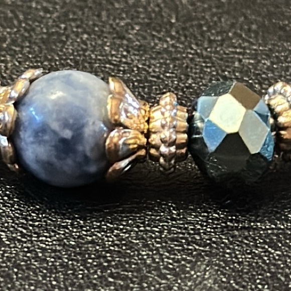 AB Faucet Crystal With Gold-tone Spacer & Natural Stone Bead Stretch Bracelet - Picture 10 of 16